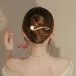 گیره مو آبشاری طرح ساده تک مروارید - Image 3
