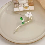 گیره مو آبشاری نیلوفر سفید